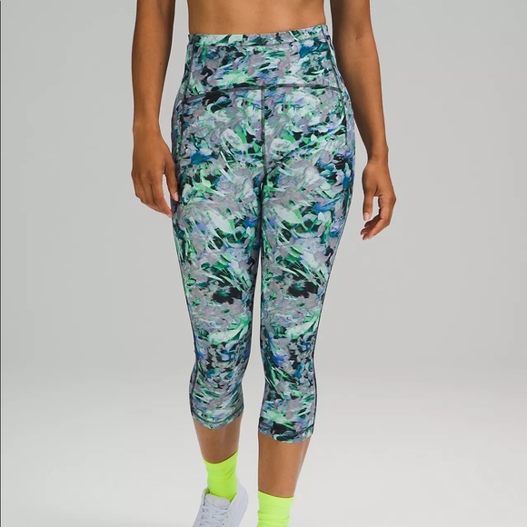 New Lululemon Swift Speed High Rise Crop 21” - Picture 2 of 10